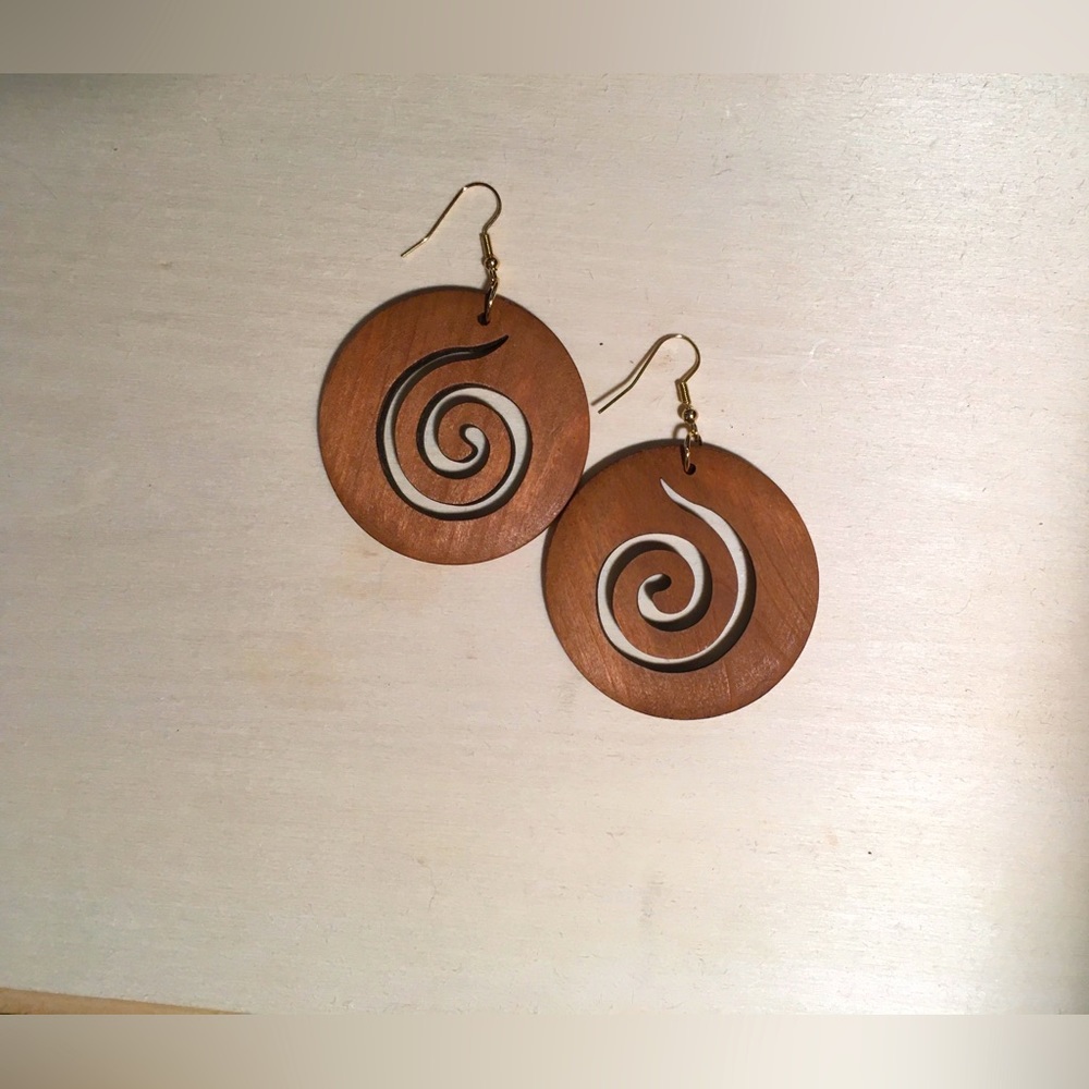 Swirled design wooden earrings